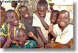 images/Africa/BurkinaFaso/People/da-boys.jpg