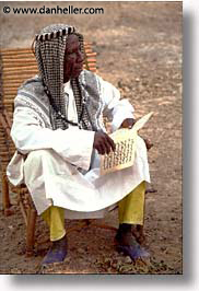 images/Africa/BurkinaFaso/People/fortune-teller.jpg
