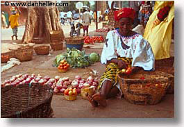 images/Africa/BurkinaFaso/market-a.jpg