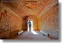 images/Africa/Egypt/AlKab/Tomb/helene-n-cave-04.jpg