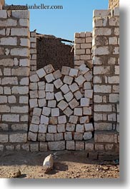 images/Africa/Egypt/AlKab/Village/oddly-stacked-bricks-01.jpg