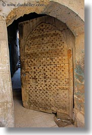 images/Africa/Egypt/Cairo/Coptic/ancient-gothic-arch-door.jpg