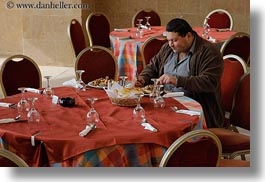 images/Africa/Egypt/Cairo/Coptic/man-eating-egyptian-food.jpg