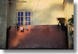 images/Africa/Egypt/Cairo/Misc/laundry-n-shady-window.jpg
