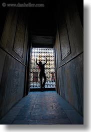 images/Africa/Egypt/Cairo/Mosques/BarqukMosque/victoria-n-caged-door-04.jpg