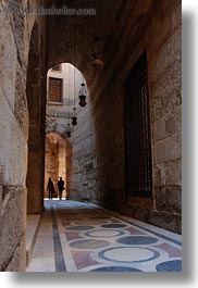 images/Africa/Egypt/Cairo/Mosques/KalawounMosque/long-arched-hallway-03.jpg