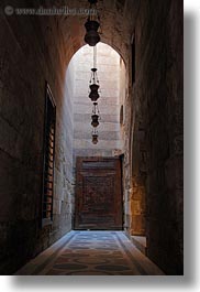 images/Africa/Egypt/Cairo/Mosques/KalawounMosque/long-arched-hallway-07.jpg