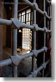 images/Africa/Egypt/Cairo/OldTown/caged-room-01.jpg