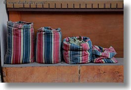 images/Africa/Egypt/Cairo/OldTown/colorful-bags-of-dried-fruit-07.jpg