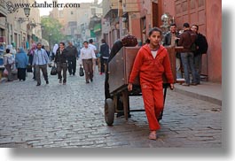 images/Africa/Egypt/Cairo/OldTown/girl-pulling-cart.jpg