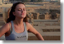 images/Africa/Egypt/Cairo/People/tourist-girl-02.jpg
