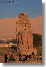 images/Africa/Egypt/ColossiOfMemnon/seated-statue-n-crowds-01.jpg