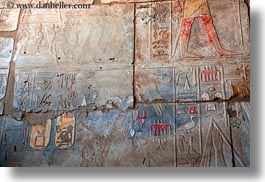 images/Africa/Egypt/Luxor/KarnakTemple/bas_relief-hyroglyphics-06.jpg