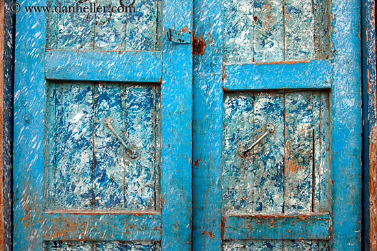 blue-door-07.jpg