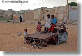 images/Africa/Egypt/NubianVillage/children-on-dilapitated-car.jpg