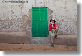 images/Africa/Egypt/NubianVillage/green-door-n-helene-01.jpg