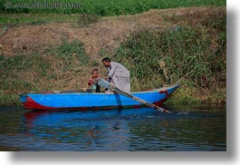 images/Africa/Egypt/People/father-n-son-in-boat.jpg