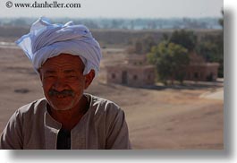 images/Africa/Egypt/People/old-arab-man-02.jpg