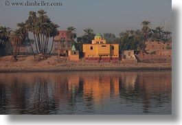 images/Africa/Egypt/River/mosque-n-river.jpg