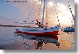 images/Africa/Egypt/River/red-n-white-sailboat-at-sunset-02.jpg