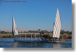images/Africa/Egypt/River/sailboats-02.jpg