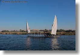 images/Africa/Egypt/River/sailboats-03.jpg