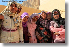 images/Africa/Egypt/TempleQueenHatshepsut/arab-girls-21.jpg