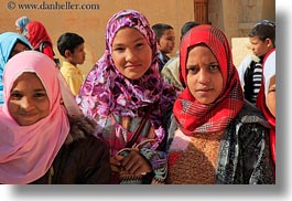 images/Africa/Egypt/TempleQueenHatshepsut/arab-girls-27.jpg