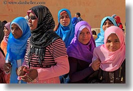 images/Africa/Egypt/TempleQueenHatshepsut/arab-girls-28.jpg