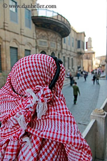 vicky-n-red-keffiyeh-02.jpg