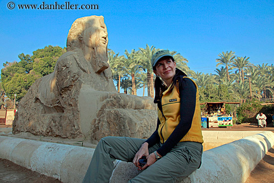 victoria-n-memphis-sphinx-03.jpg