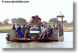 images/Africa/Mali/River/ferry.jpg