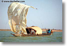 images/Africa/Mali/River/fishing-boat.jpg