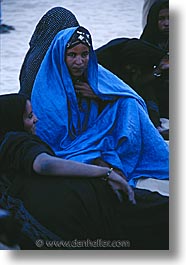 images/Africa/Mali/Timbuktu/blue-woman.jpg