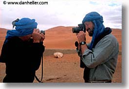 images/Africa/Morocco/camera-duel.jpg