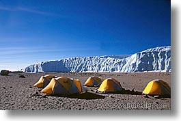 images/Africa/Tanzania/Kilimanjaro/Mountain/tent01.jpg