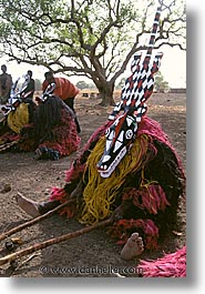 images/Africa/Togo/costumes.jpg