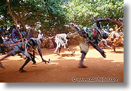 images/Africa/Togo/dance-blur2.jpg