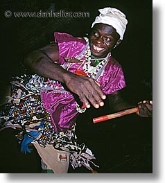 images/Africa/Togo/night-dance1.jpg