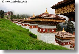 images/Asia/Bhutan/DochulaPass/mini-stupas-14.jpg