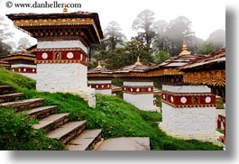 images/Asia/Bhutan/DochulaPass/mini-stupas-20.jpg