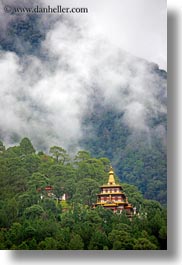 images/Asia/Bhutan/KhamsumUlleyChorten/khamsum-ulley-chorten-n-fog-03.jpg