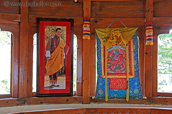 photo-of-bhutanese-king-02.jpg