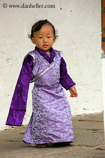 toddler-girl-in-purple-01.jpg