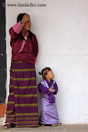 toddler-girl-in-purple-w-mother-02.jpg