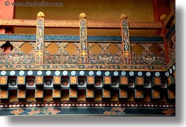 images/Asia/Bhutan/PunakhaDzong/balcony-fence.jpg