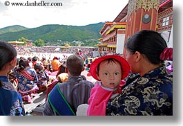 images/Asia/Bhutan/TashichhoDzong/baby-in-bonnet-01.jpg