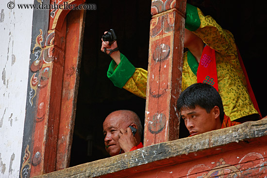 monks-w-cell-phone-n-camera.jpg