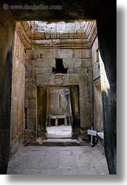 images/Asia/Cambodia/AngkorThom/PalaceGate/stone-walls-n-doorway.jpg