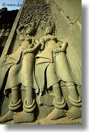 images/Asia/Cambodia/AngkorWat/BasReliefs/apsara-bas_relief-02.jpg